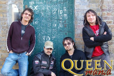 queen mania pics